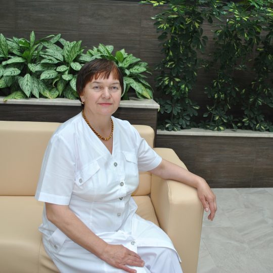 Ушкевич Елена Валентиновна - медсестра по массажу